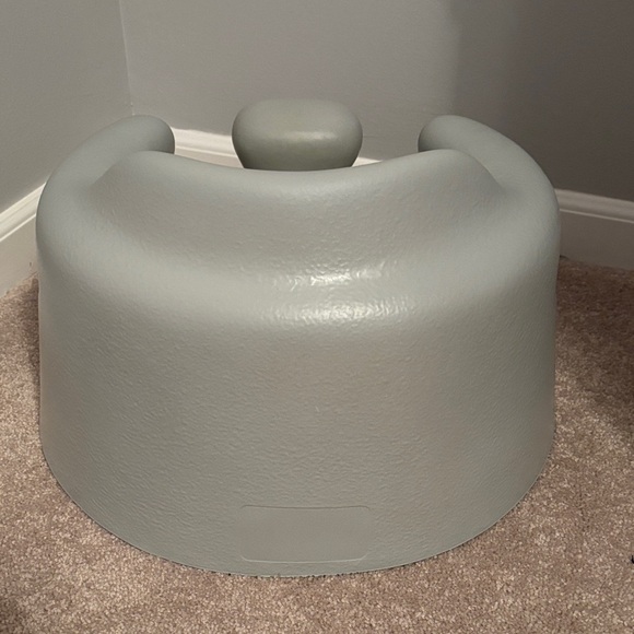 Bumbo Gray Baby Seat with White Tray - Picture 6 of 12